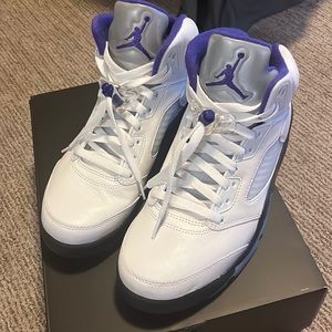 Air Jordan 5 Concord men’s size 9